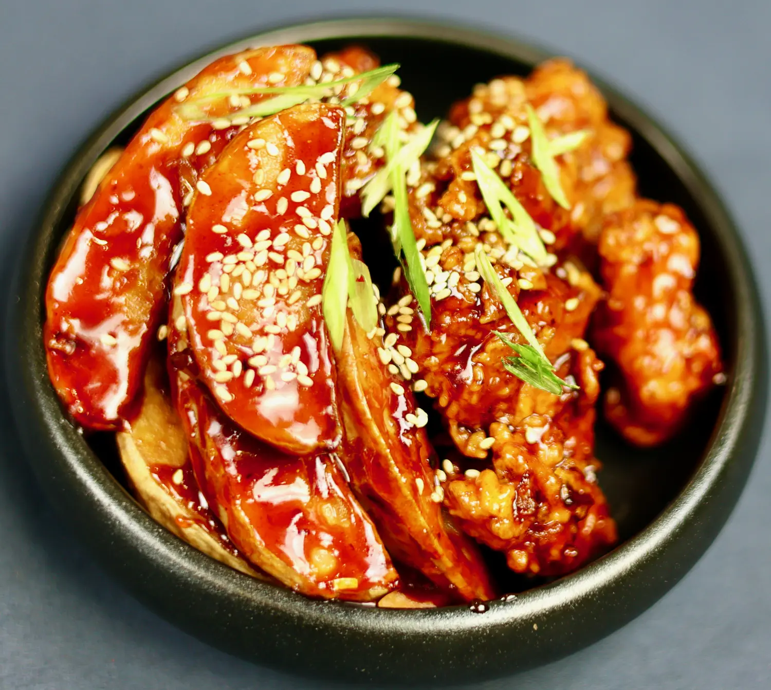 Süßes, scharfes Hühnchen von Banchan GmbH